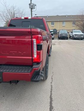 2025 Ford F-350 Lariat Super Duty