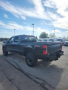 2025 Ford F-250 Platinum