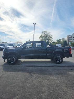 2025 Ford F-250 Platinum