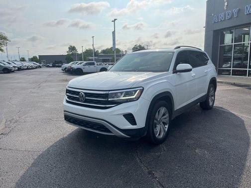 2023 Volkswagen Atlas 3.6L SE w/Technology