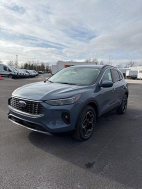 2026 Ford Escape Platinum