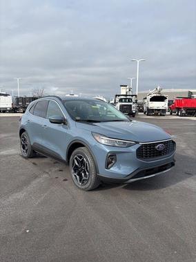 2026 Ford Escape Platinum