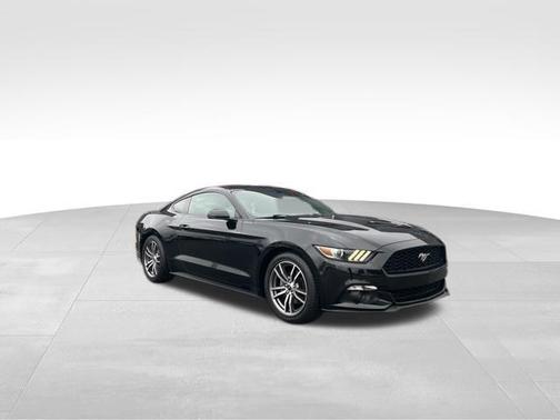 2015 Ford Mustang EcoBoost Premium