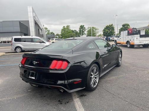2015 Ford Mustang EcoBoost Premium