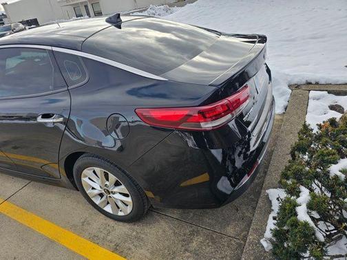 2018 Kia Optima S