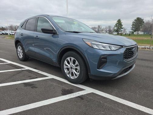 Vapor Blue Metallic 2023 Ford Escape Active