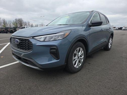 Vapor Blue Metallic 2023 Ford Escape Active