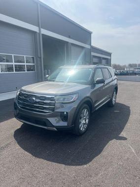 2025 Ford Explorer Active
