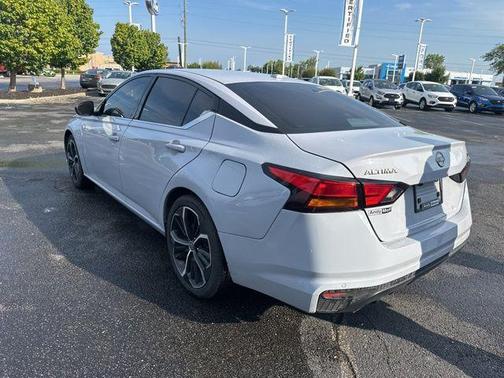 2023 Nissan Altima 2.5 SR