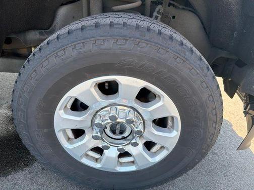 Gray Metallic 2023 Ford F-250 XLT