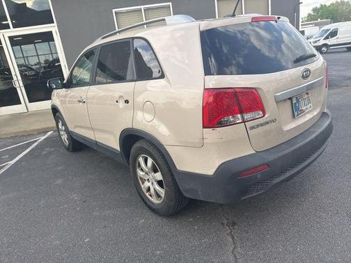 2011 Kia Sorento LX