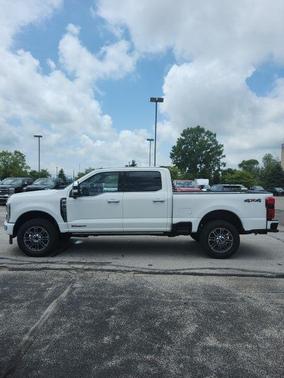 2025 Ford F-350 Platinum