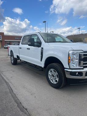 2025 Ford F-350 XLT