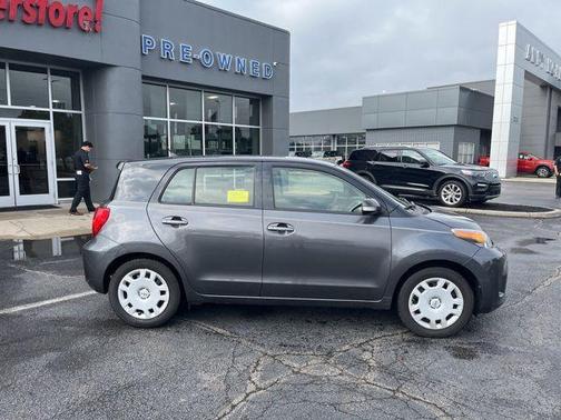 2014 Scion xD Base
