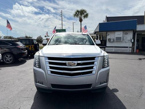 2015 Cadillac Escalade Luxury