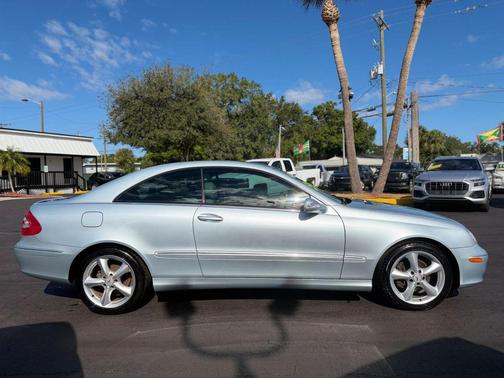 2005 Mercedes-Benz CLK-Class 320