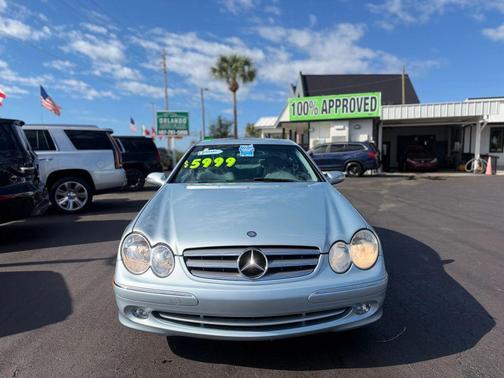 2005 Mercedes-Benz CLK-Class 320
