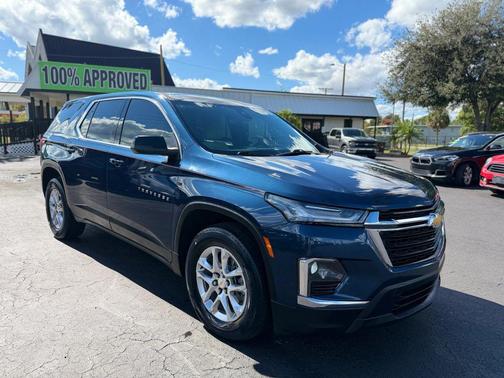 2023 Chevrolet Traverse LS