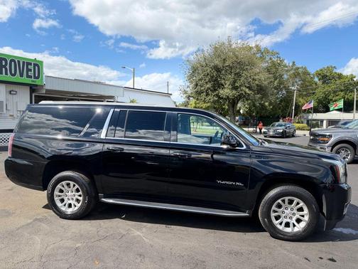 2018 GMC Yukon XL SLT
