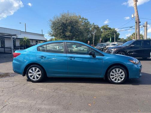 2017 Subaru Impreza 2.0i