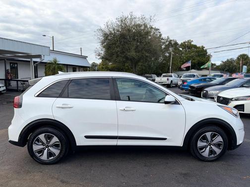 2018 Kia Niro LX