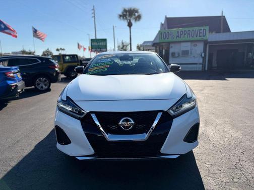 2022 Nissan Maxima SV Xtronic CVT