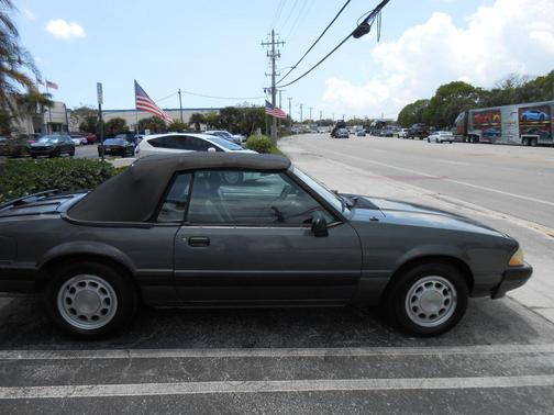 GRAY 1989 Ford Mustang LX Sport