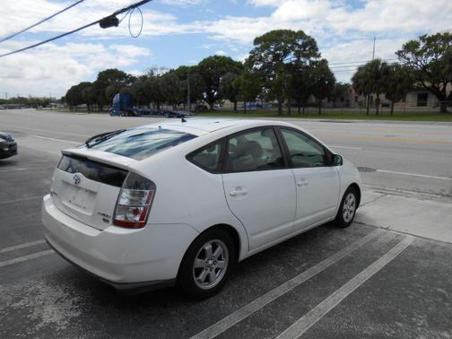 2005 Toyota Prius Base