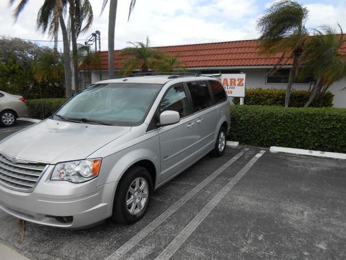 2008 Chrysler Town & Country Touring