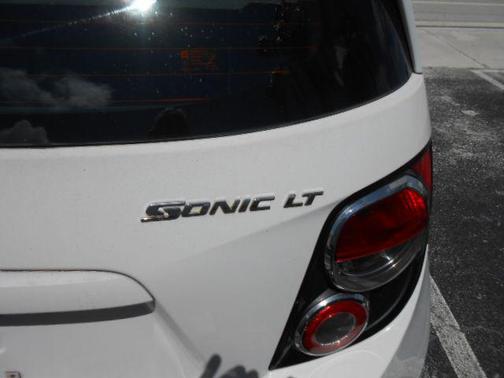 WHITE 2014 Chevrolet Sonic LT