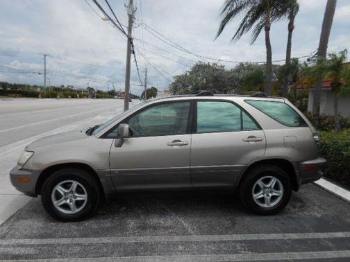 SAND 2002 Lexus RX 300 Base
