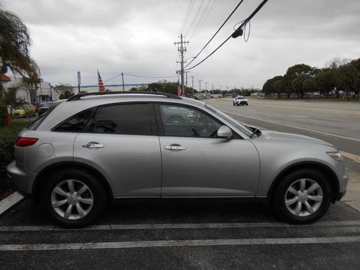 SILVER 2005 INFINITI FX35 Base