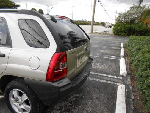 Mint 2008 Kia Sportage LX