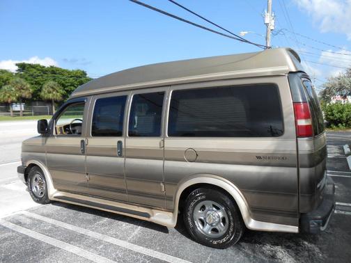 2003 Chevrolet Express 1500 Base