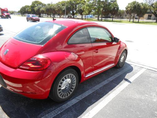 2012 Volkswagen Beetle 2.5L