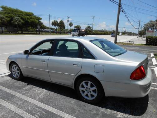 2001 Toyota Avalon