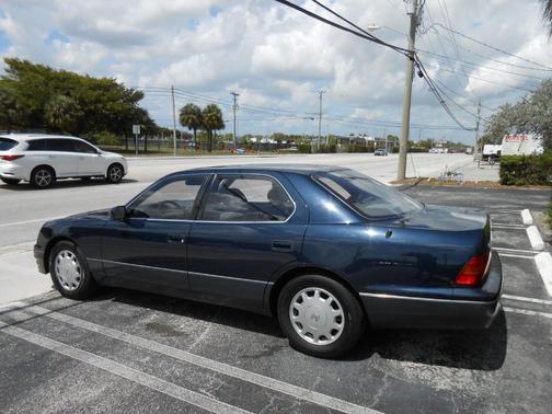 1996 Lexus LS 400 Base