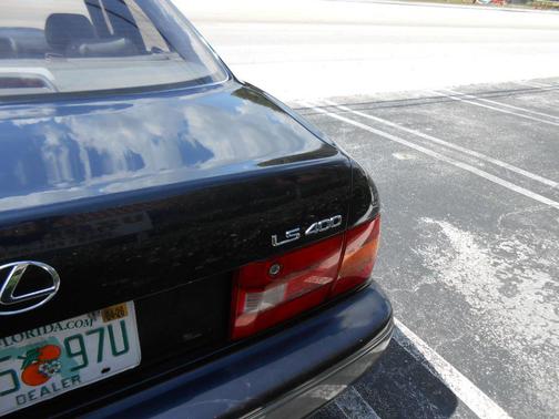 1996 Lexus LS 400 Base
