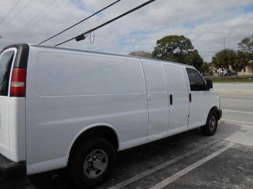 White 2015 Chevrolet Express 2500 Work Van