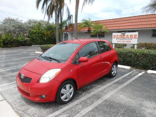 RED 2008 Toyota Yaris Base