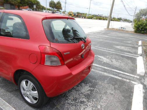 RED 2008 Toyota Yaris Base
