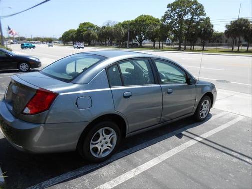 2004 Saturn Ion 2