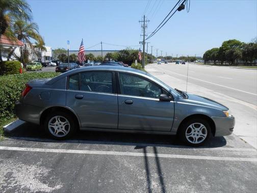 2004 Saturn Ion 2