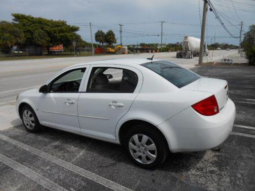 Summit White 2009 Chevrolet Cobalt LS