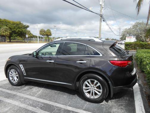 2012 INFINITI FX35 Base