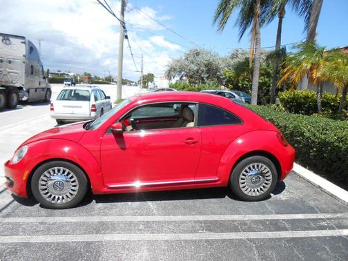 2012 Volkswagen Beetle 2.5L