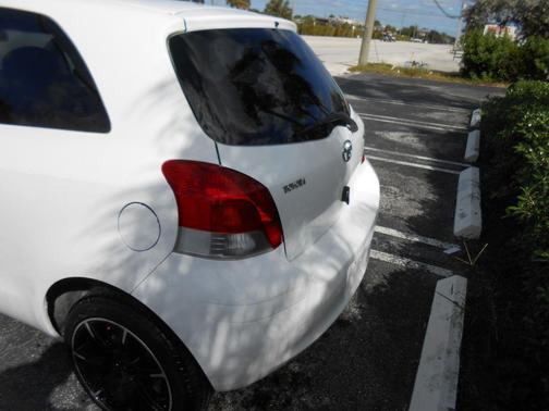 2010 Toyota Yaris Base