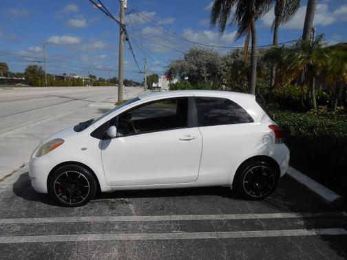 2010 Toyota Yaris Base