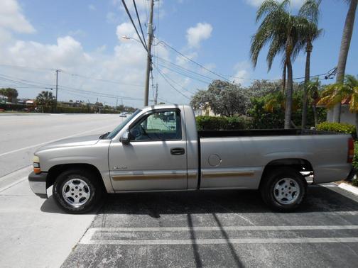 2001 Chevrolet Silverado 1500 LS