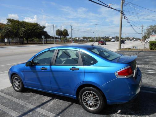 2010 Ford Focus SE